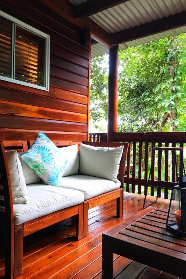 Whitsundays Bnb Retreat Airlie Beach Bagian luar foto