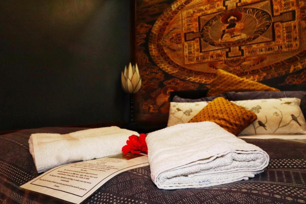 Whitsundays Bnb Retreat Airlie Beach Bagian luar foto