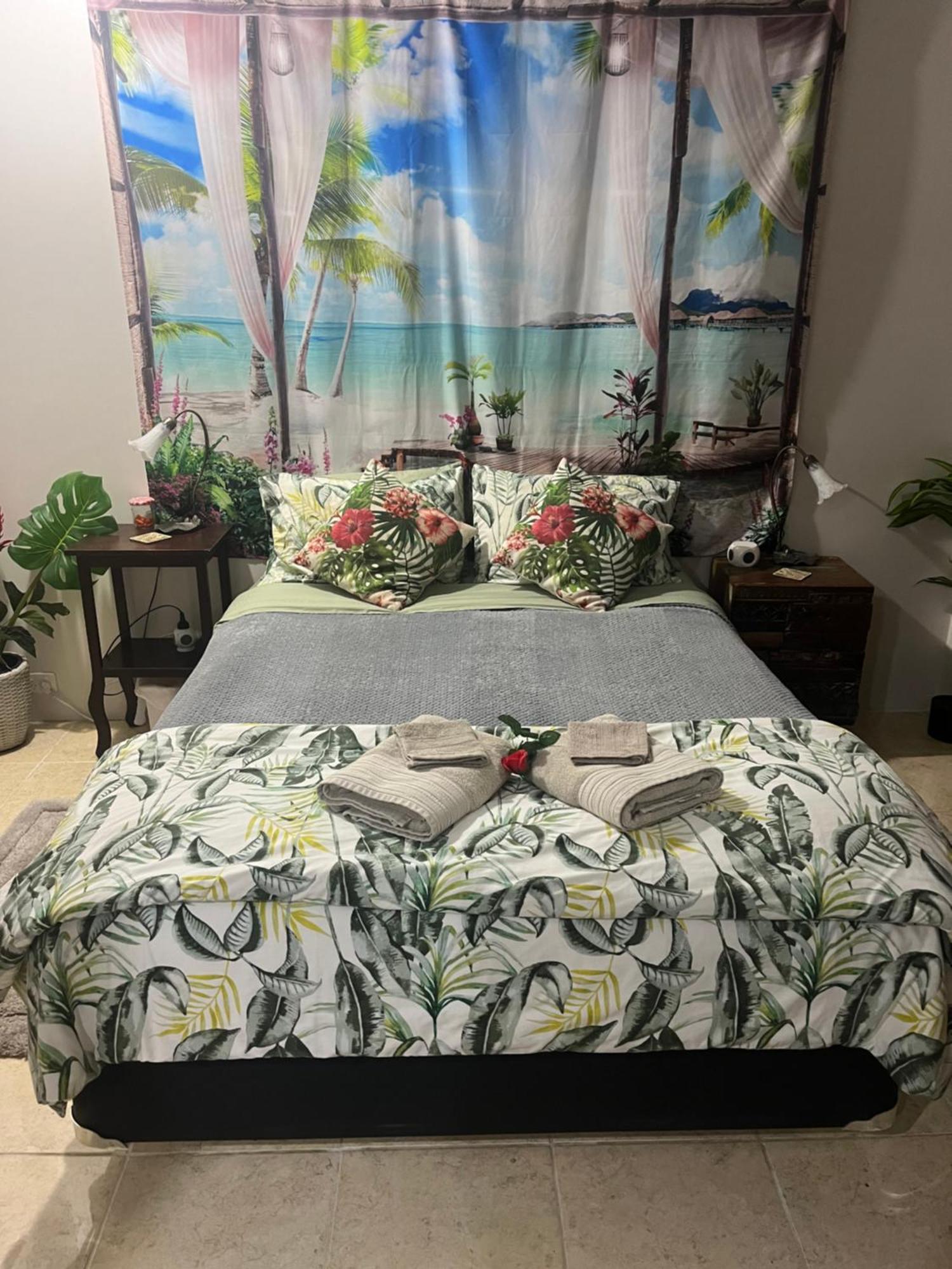 Whitsundays Bnb Retreat Airlie Beach Bagian luar foto
